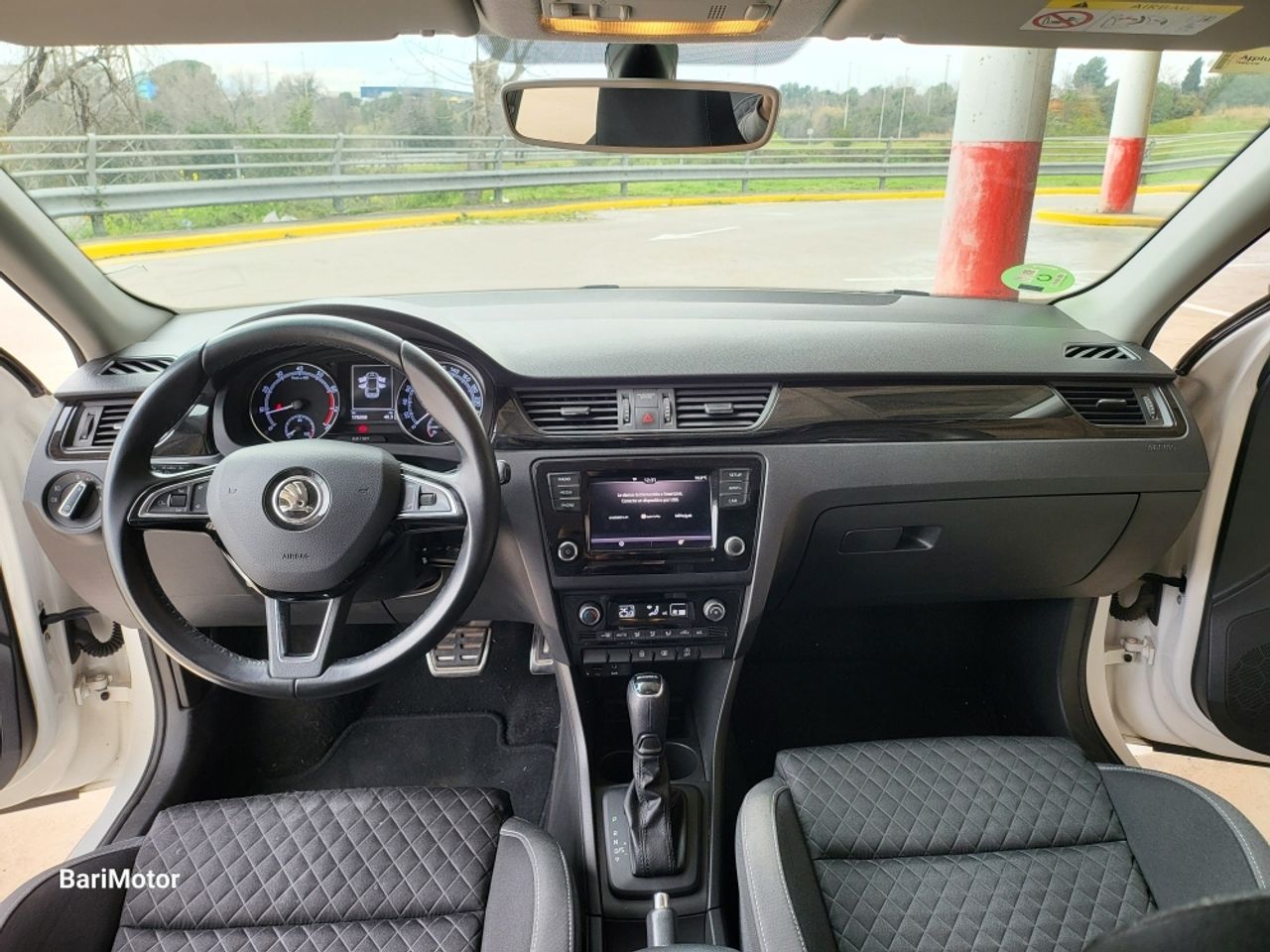 skoda spaceback 2018 / foto grande (3)
