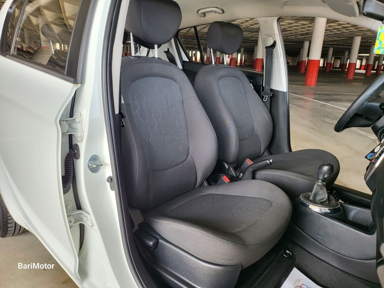 hyundai i20 2011 / foto grande (3)
