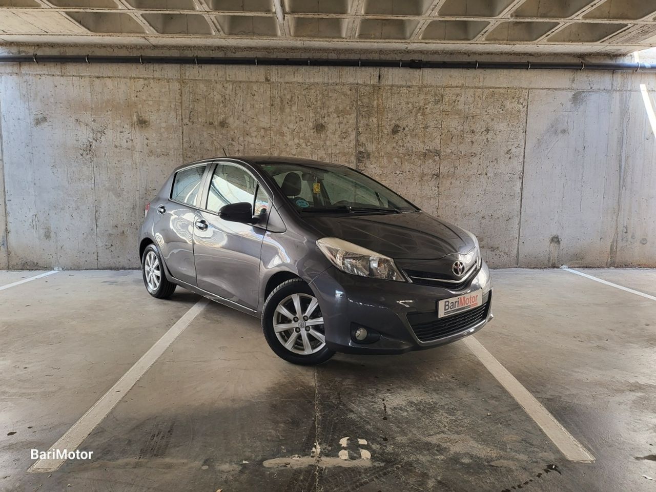 Foto toyota yaris 2012 /