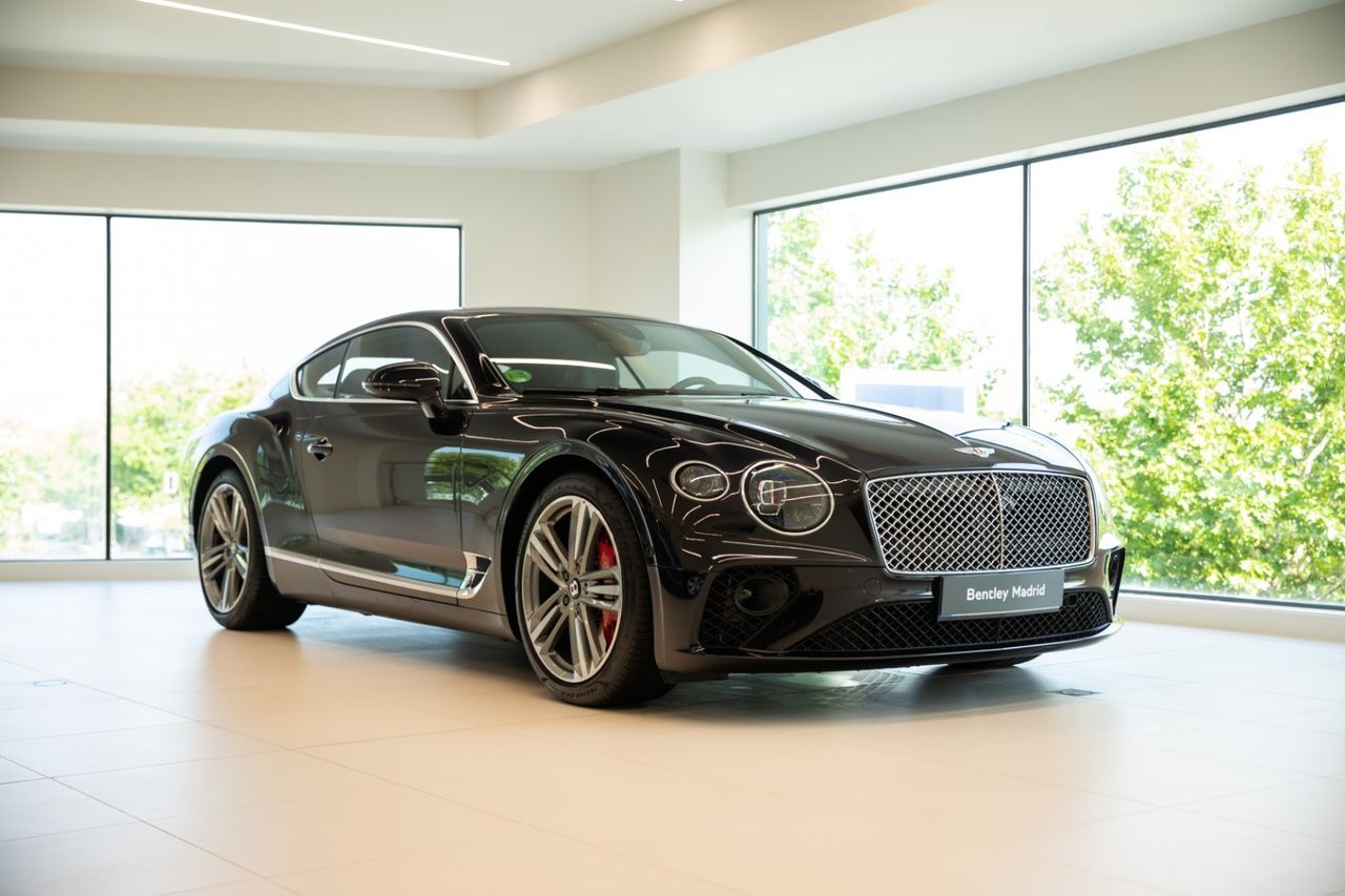 Hyundai i20 bitono  de segunda mano - bentley continental gt 2022 /