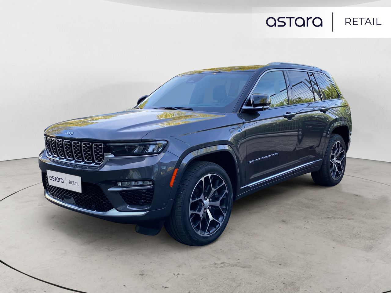 Foto jeep grand cherokee 2023 /