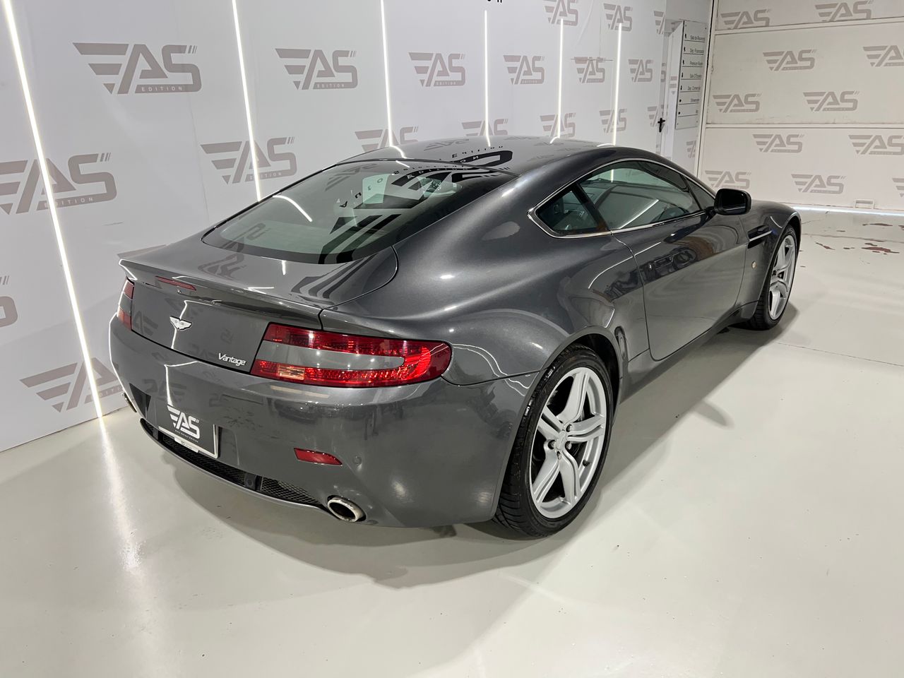 aston martin vantage 2009 / foto grande (2)