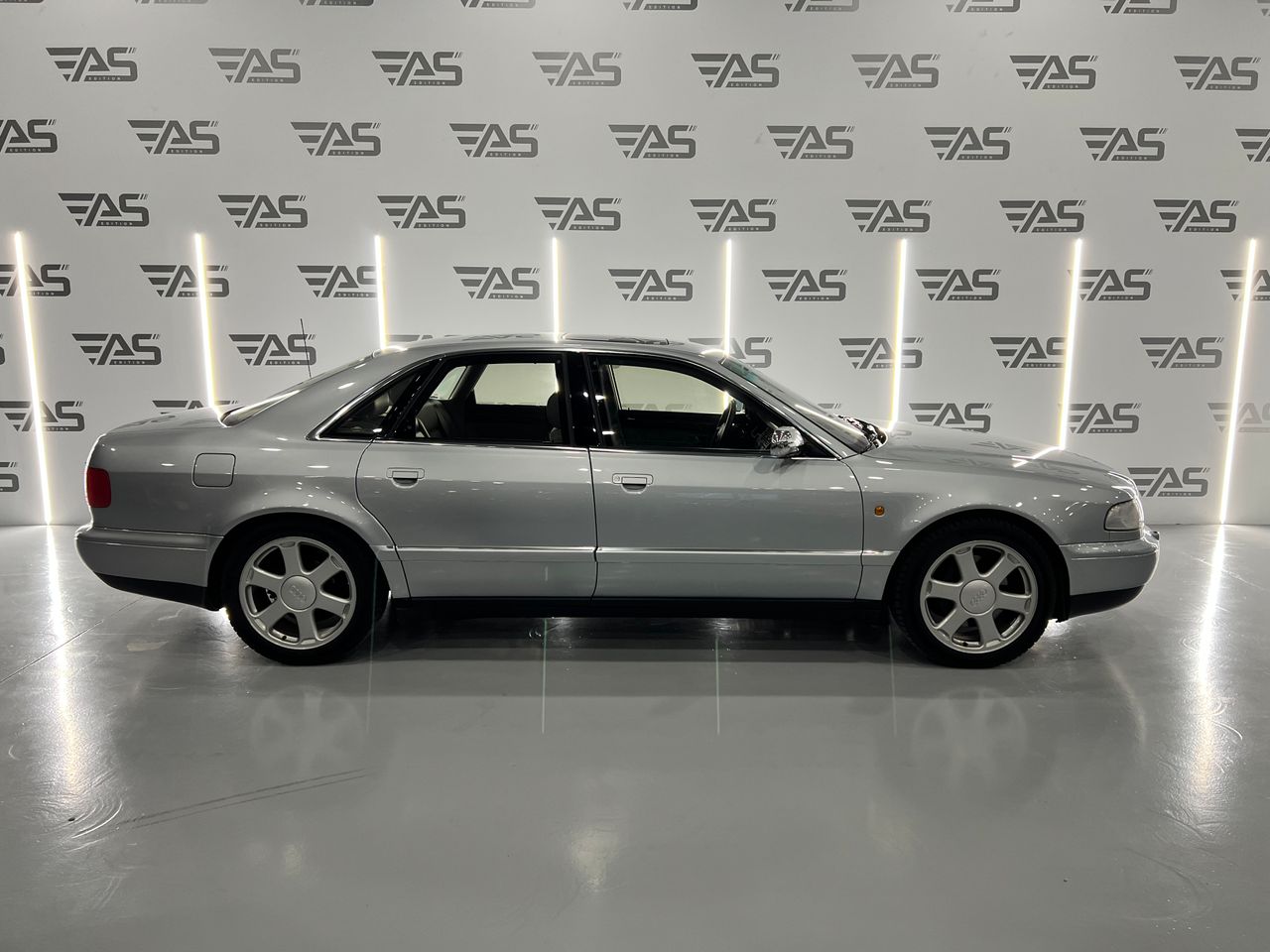 audi a8 1998 / foto grande (3)