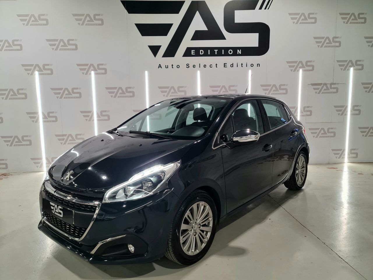 Coches de segunda mano en Palafrugell - peugeot 208 2017 /