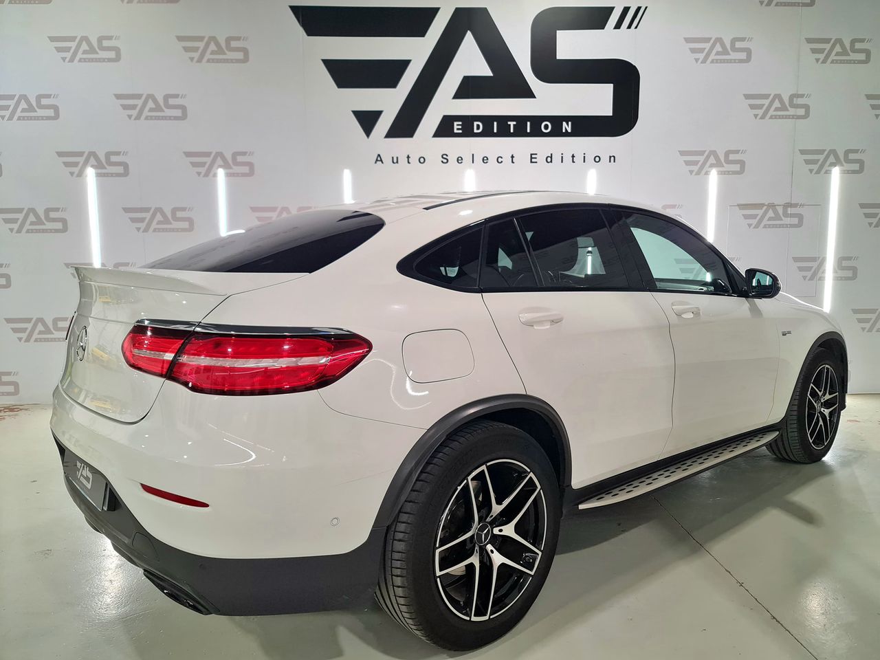 mercedes glc 2018 / foto grande (3)