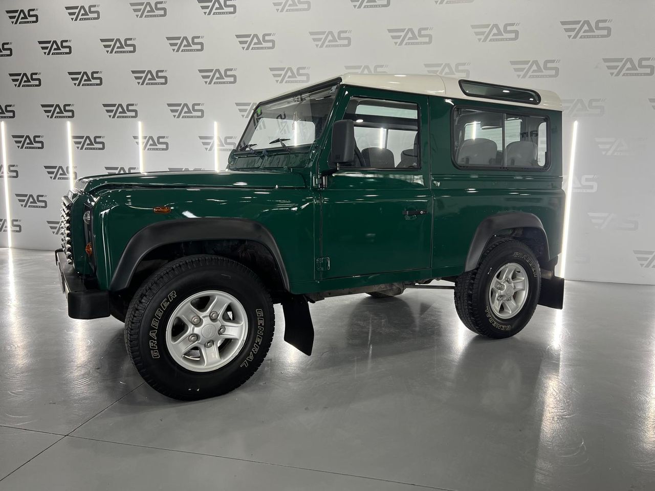 Foto land-rover defender 2002 /