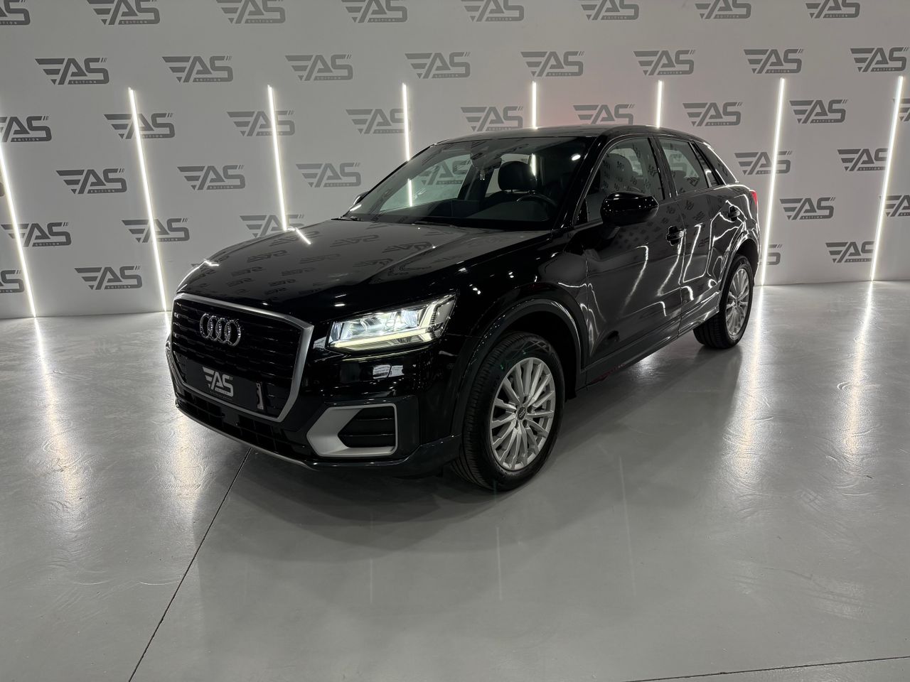 Sillones orejeros  de segunda mano - audi q2 2017 /