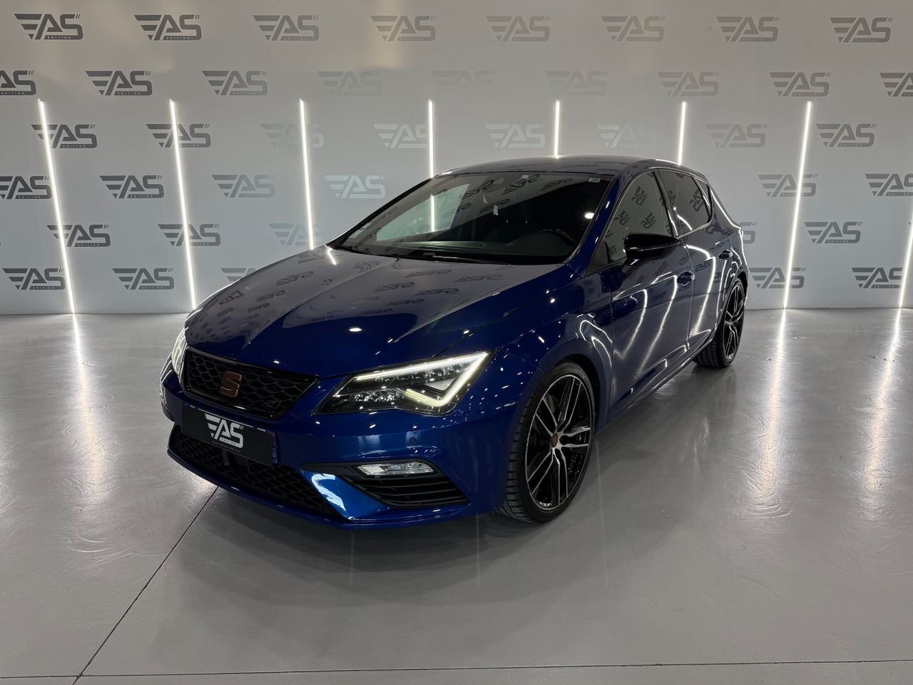 Cupra formentor 2023 girona  de segunda mano en Girona - seat leon 2019 /