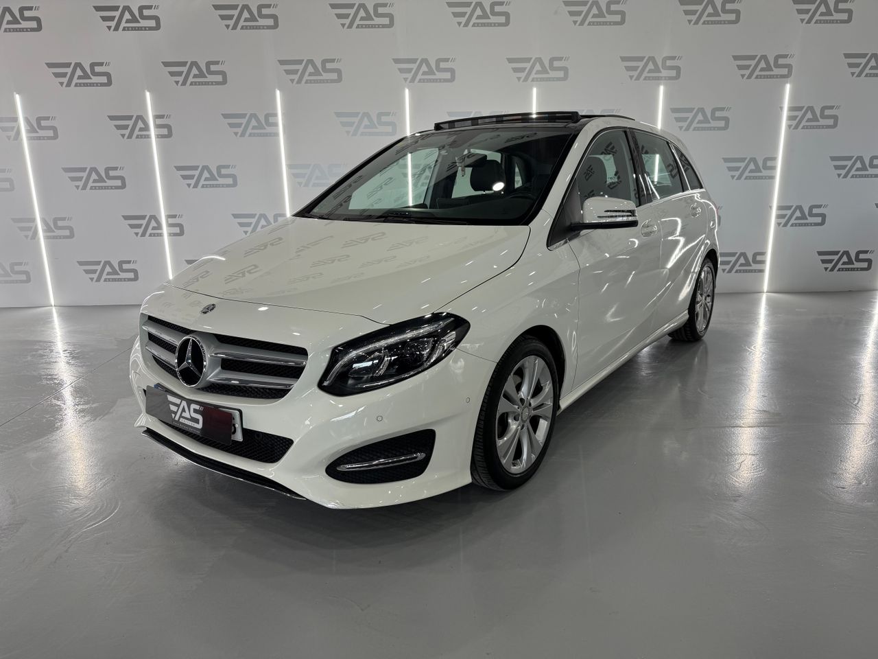 Foto mercedes clase b 2017 /