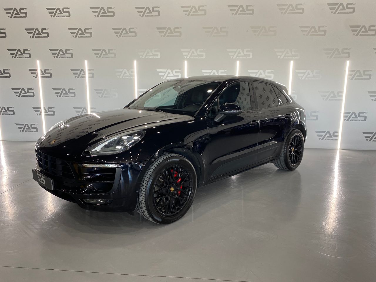 Porsche taycan 2024  de segunda mano - porsche macan 2017 /