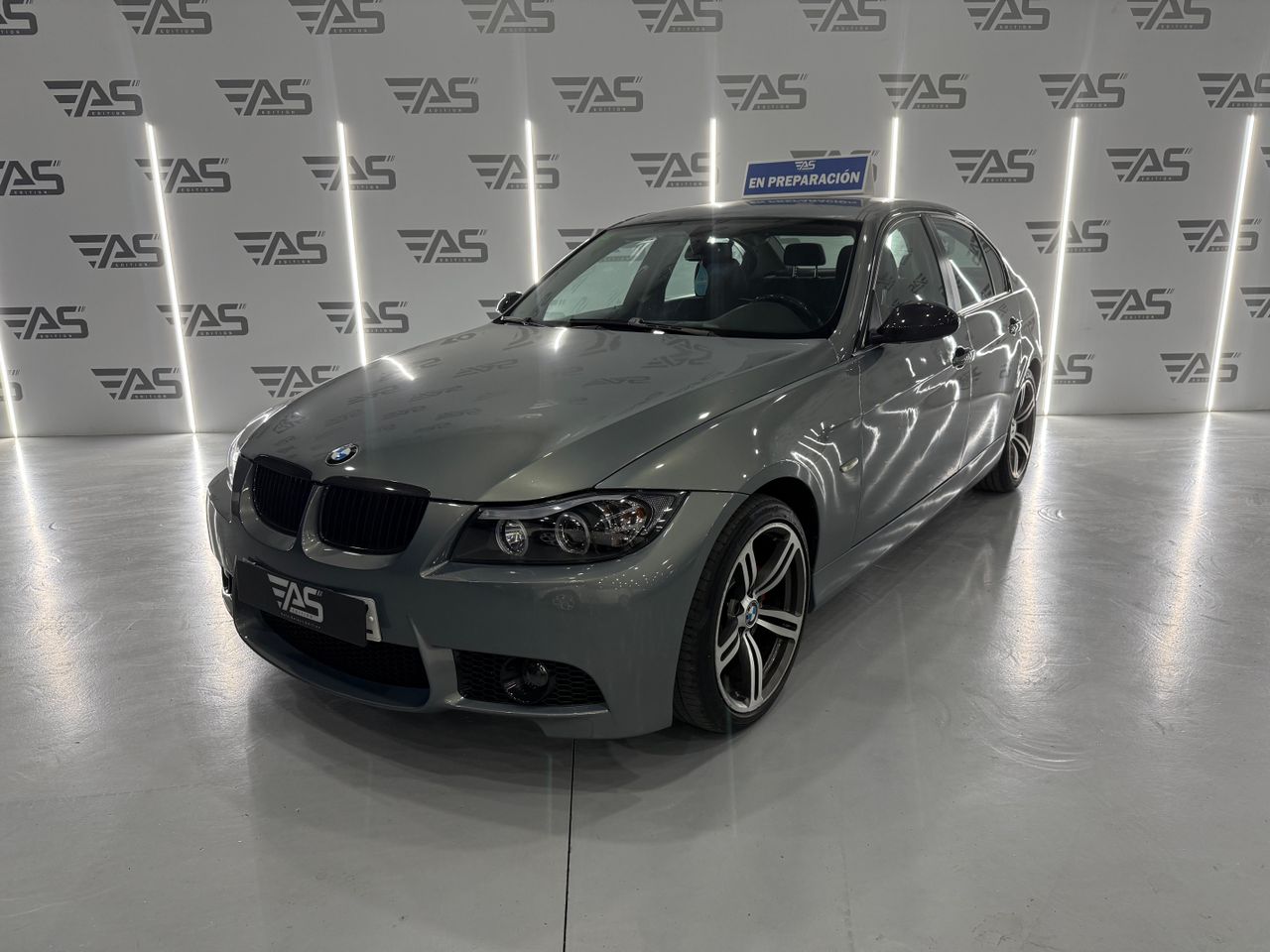 Foto bmw serie 3 2005 /