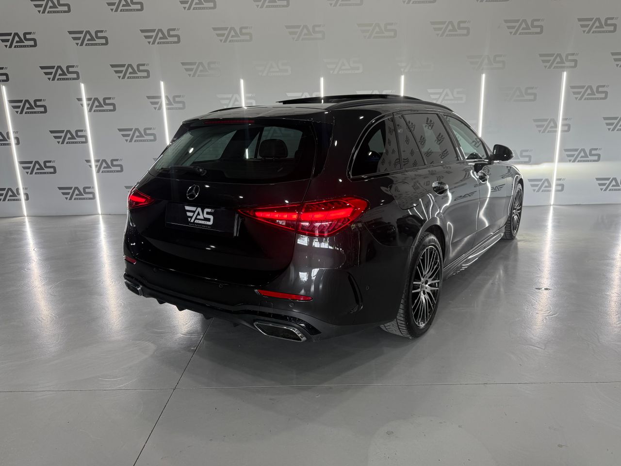 mercedes clase c 2023 / foto grande (3)