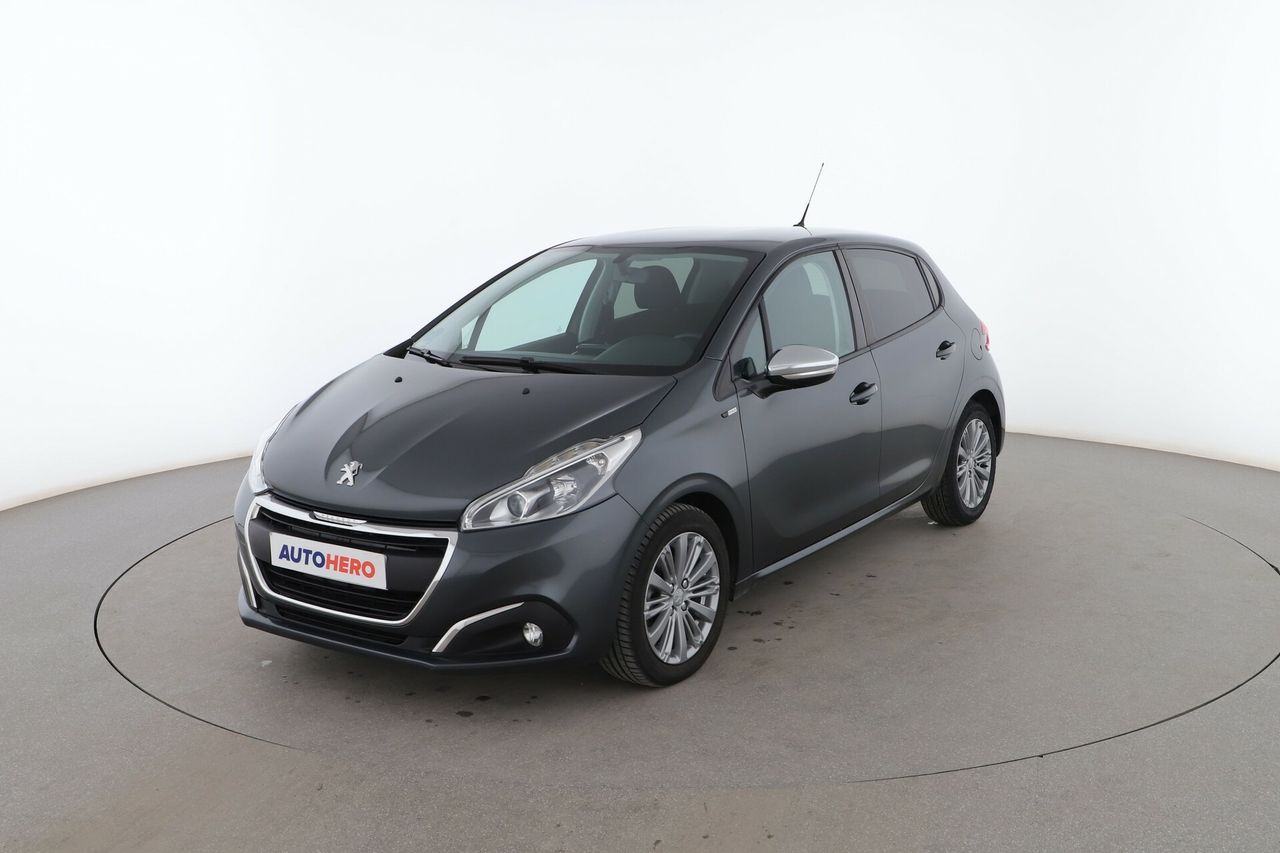 peugeot 208 2017 /