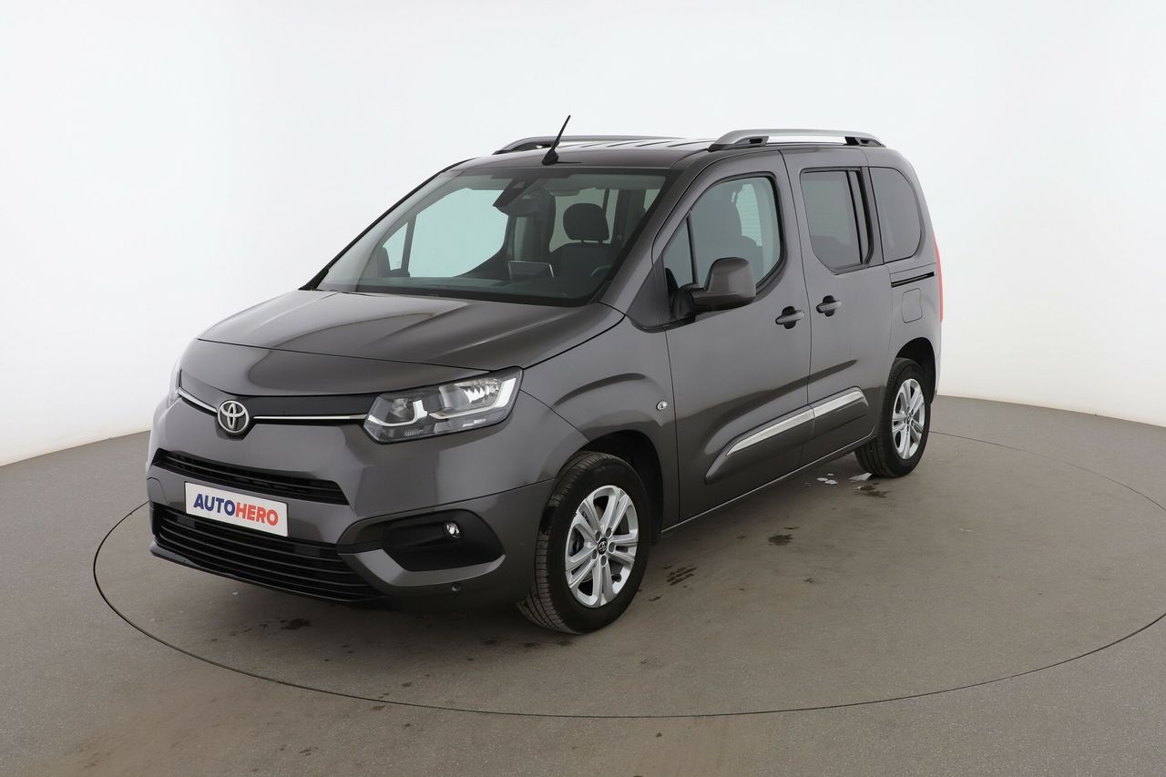 toyota proace city verso 2021 /