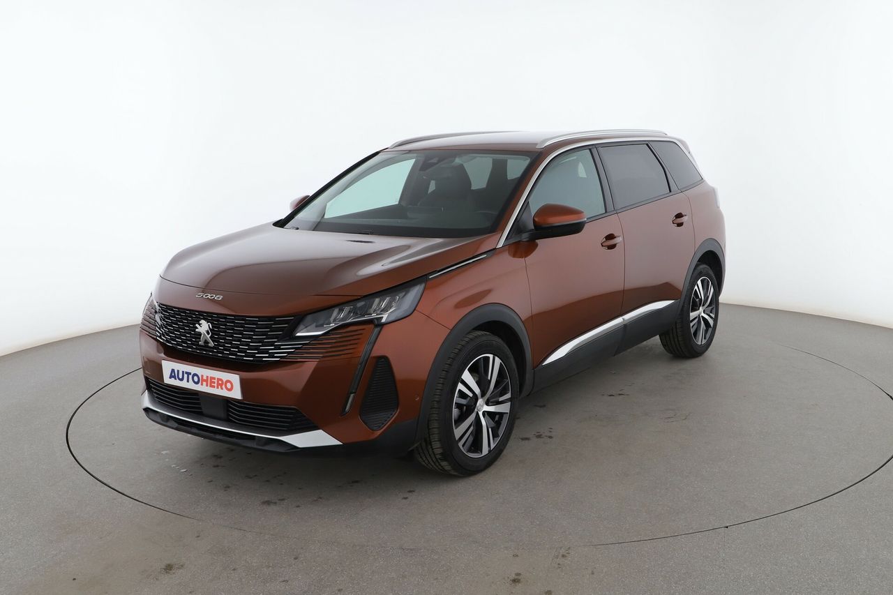 peugeot 5008 2021 /