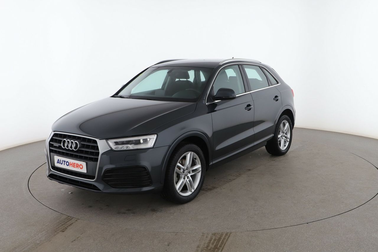 audi q3 2018 /