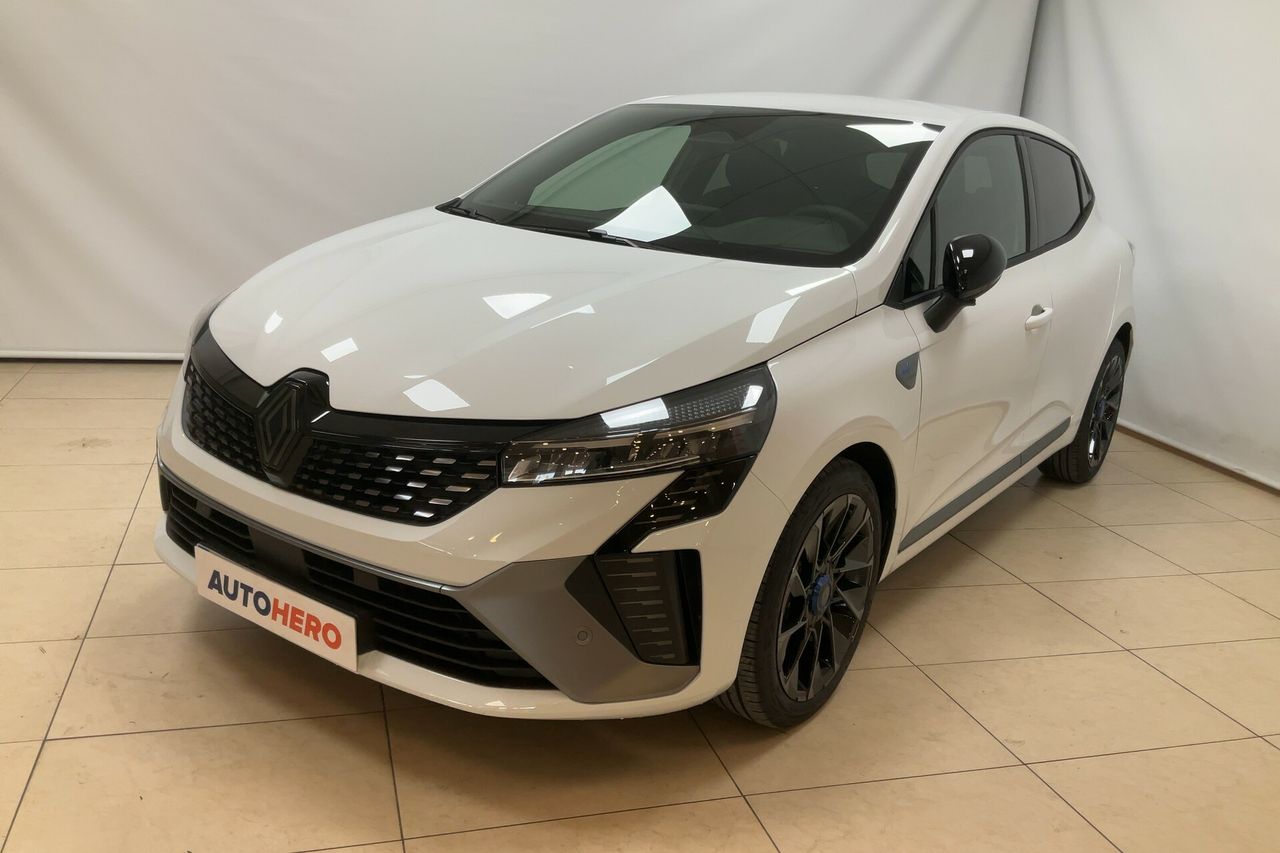 renault clio 2024 /