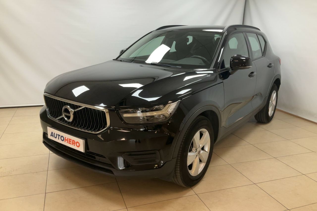 volvo xc40 2020 /