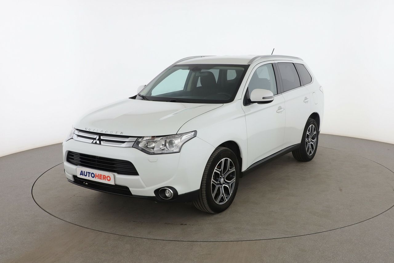 mitsubishi outlander 2015 /