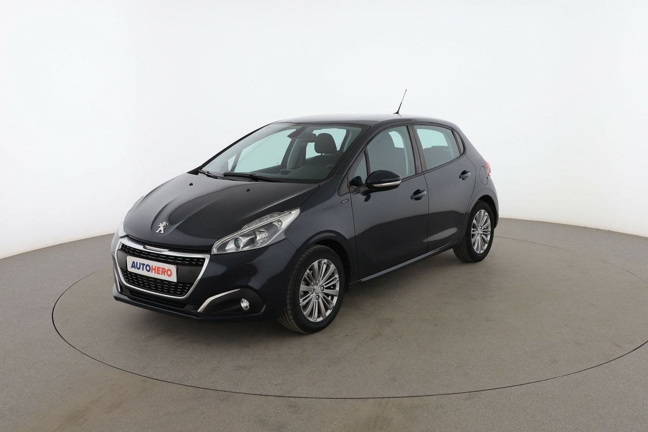 peugeot 208 2018 /