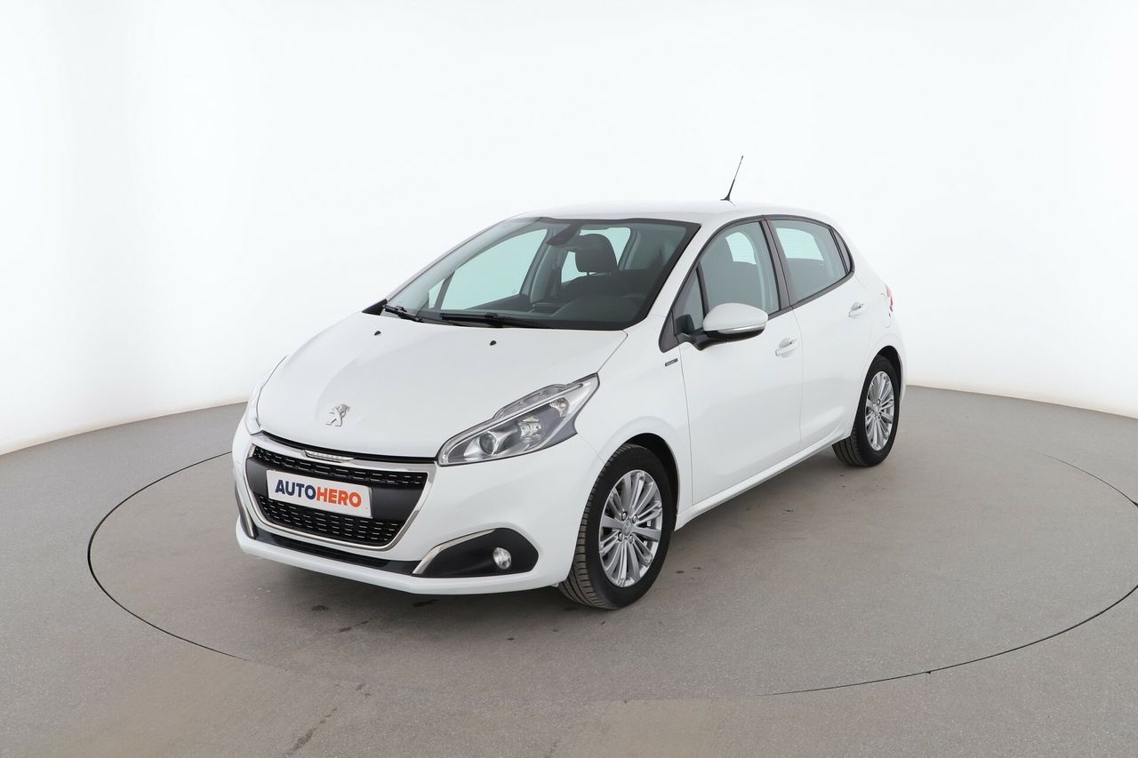 peugeot 208 2019 /