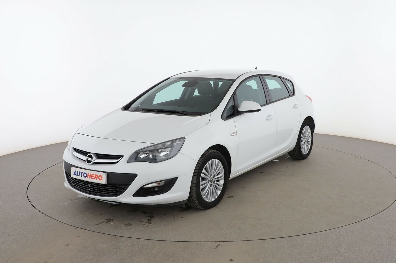 opel astra 2015 /