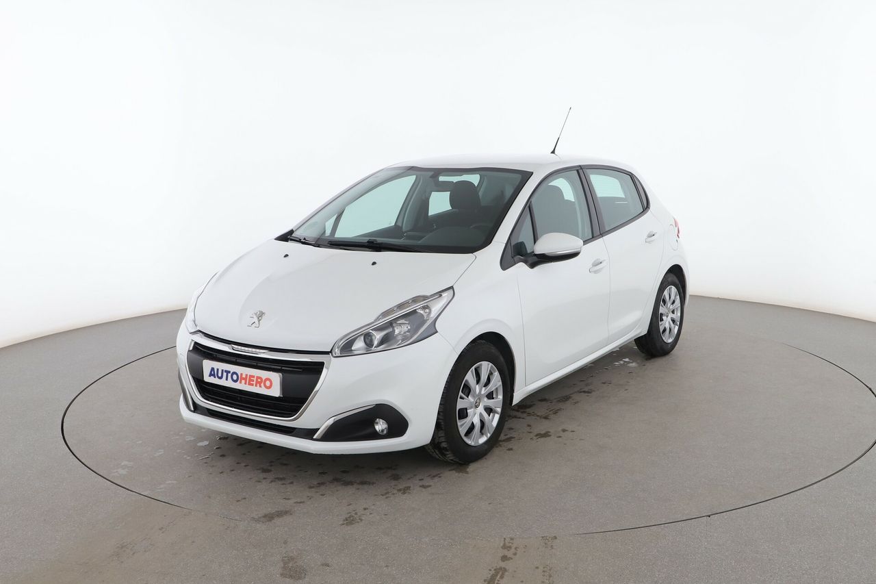 peugeot 208 2017 /