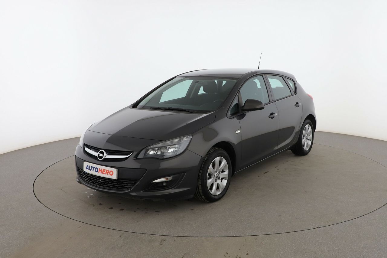 opel astra 2015 /