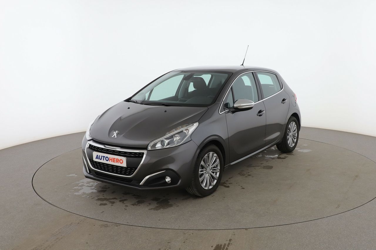 peugeot 208 2018 /