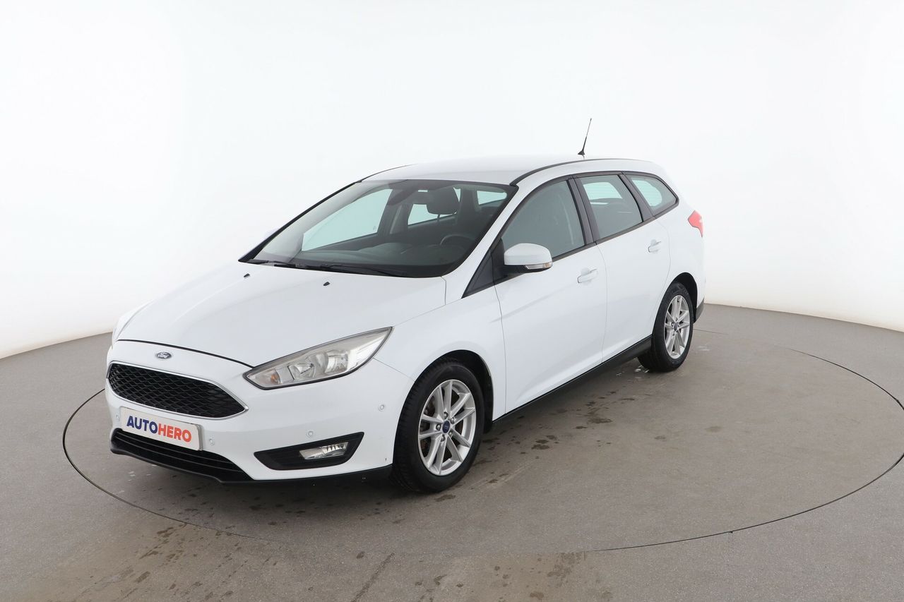 ford focus 2015 /