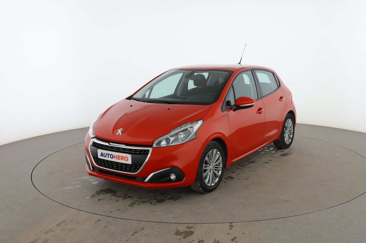 peugeot 208 2018 /