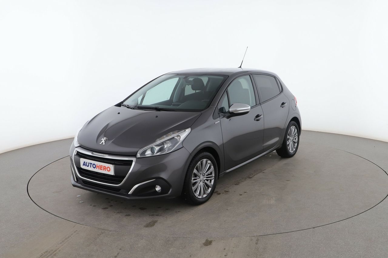 peugeot 208 2018 /