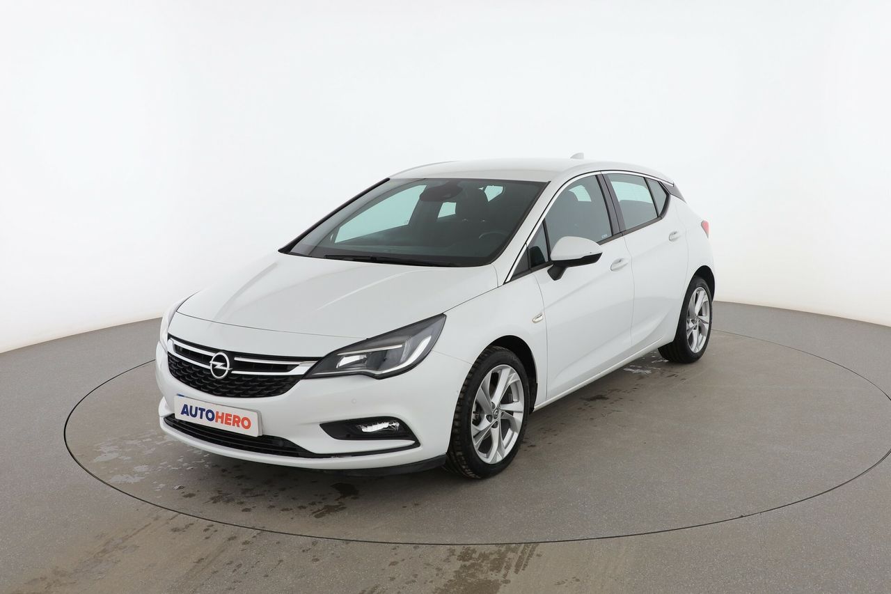 opel astra 2017 /