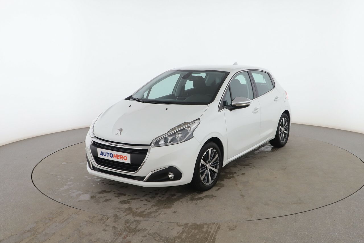 peugeot 208 2017 /