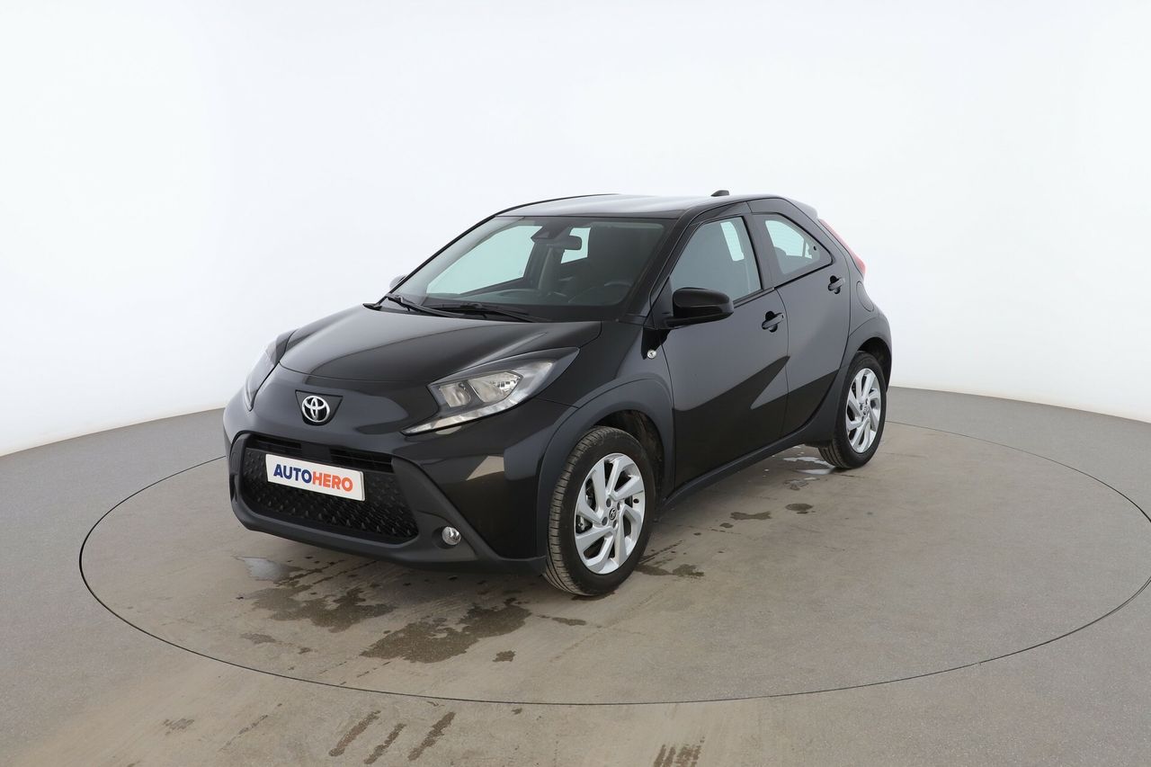 toyota aygo x cross 2024 /