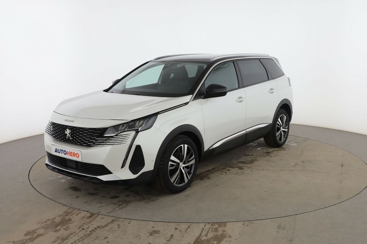 peugeot 5008 2021 /