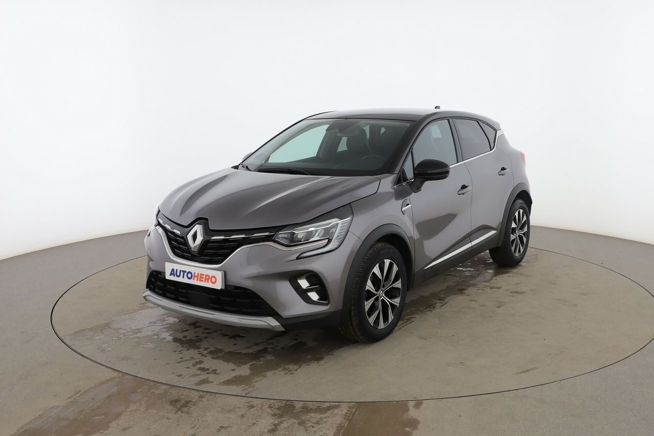 renault captur 2022 /