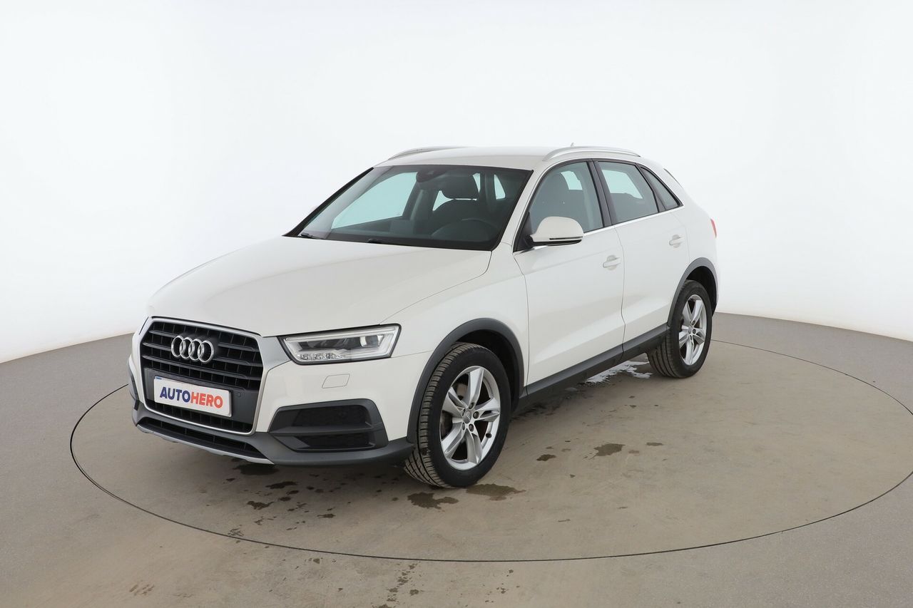 audi q3 2017 /