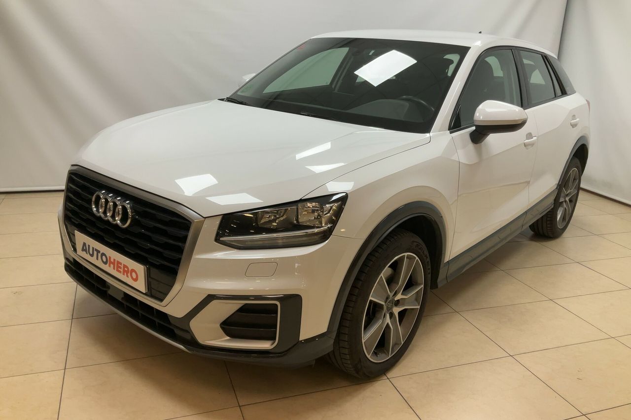 audi q2 2018 /