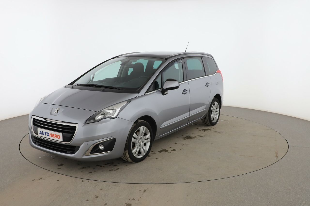 peugeot 5008 2016 /