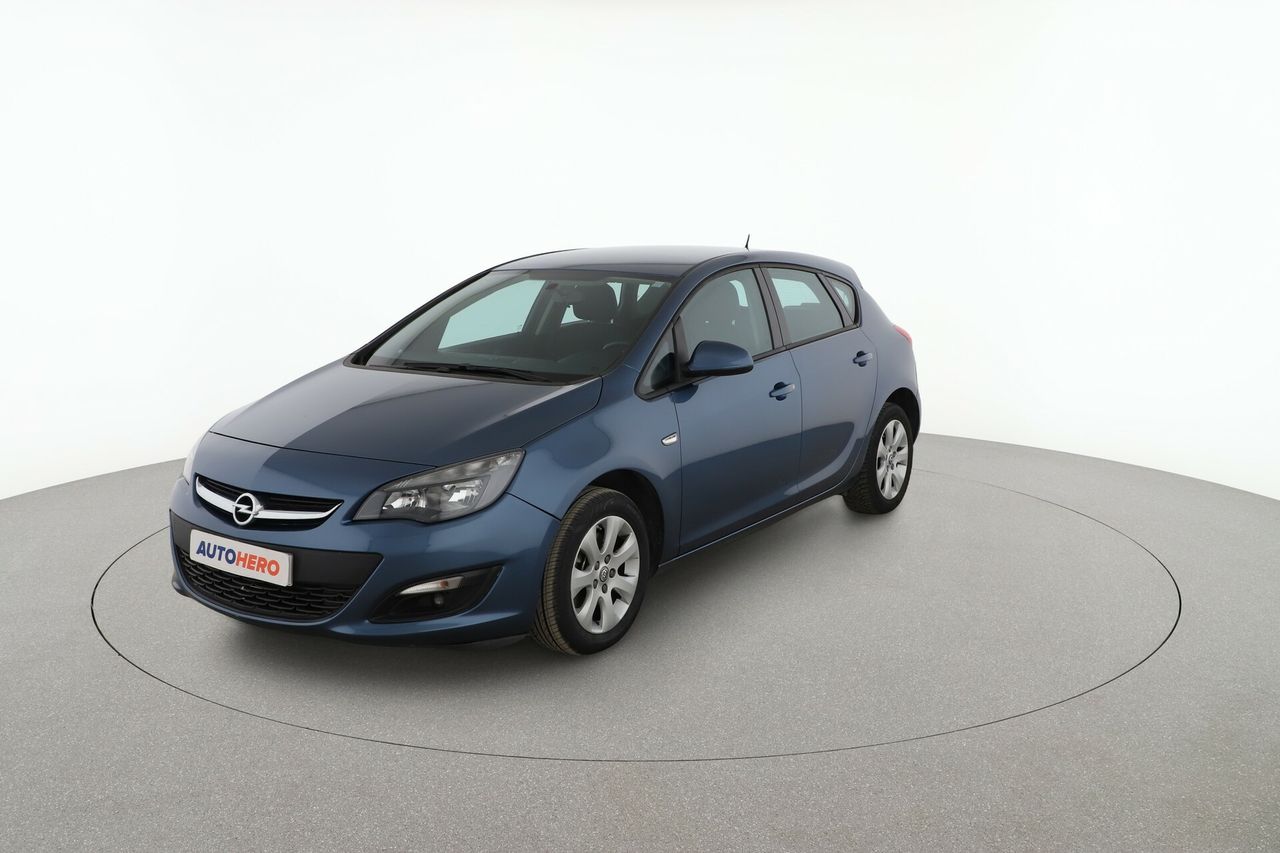 opel astra 2015 /