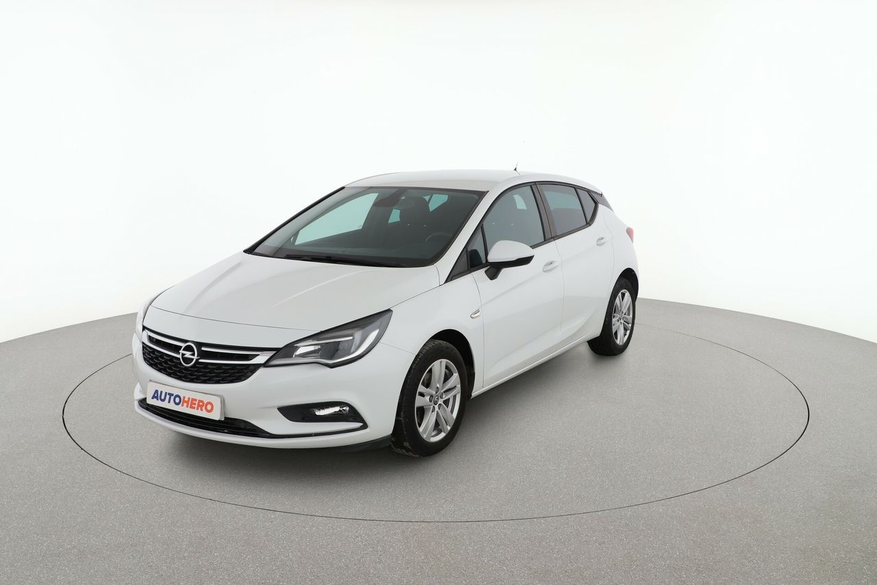 opel astra 2018 /