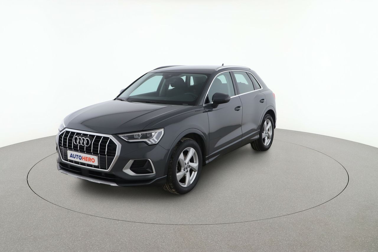 audi q3 2019 /