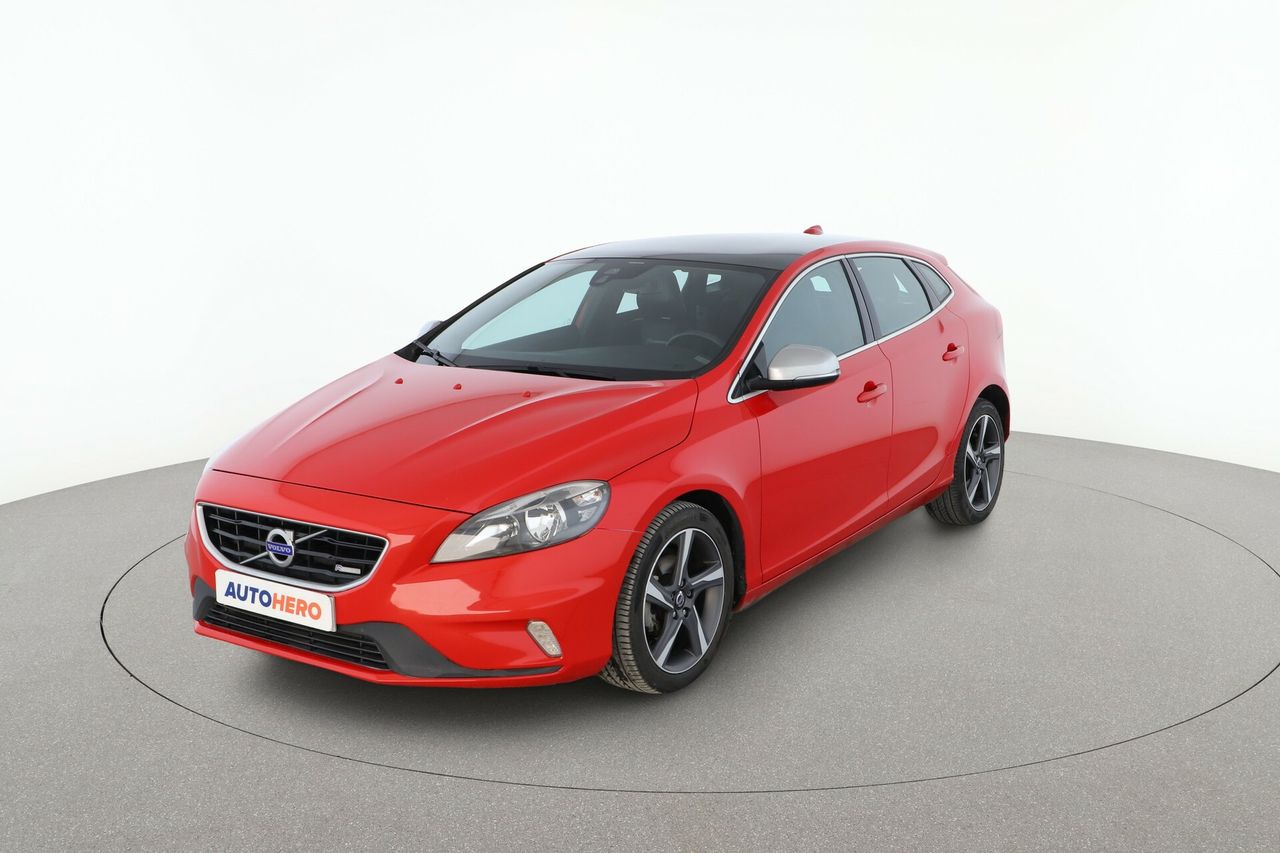 volvo v40 2013 /