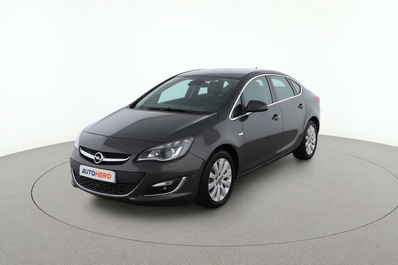 opel astra 2015 /