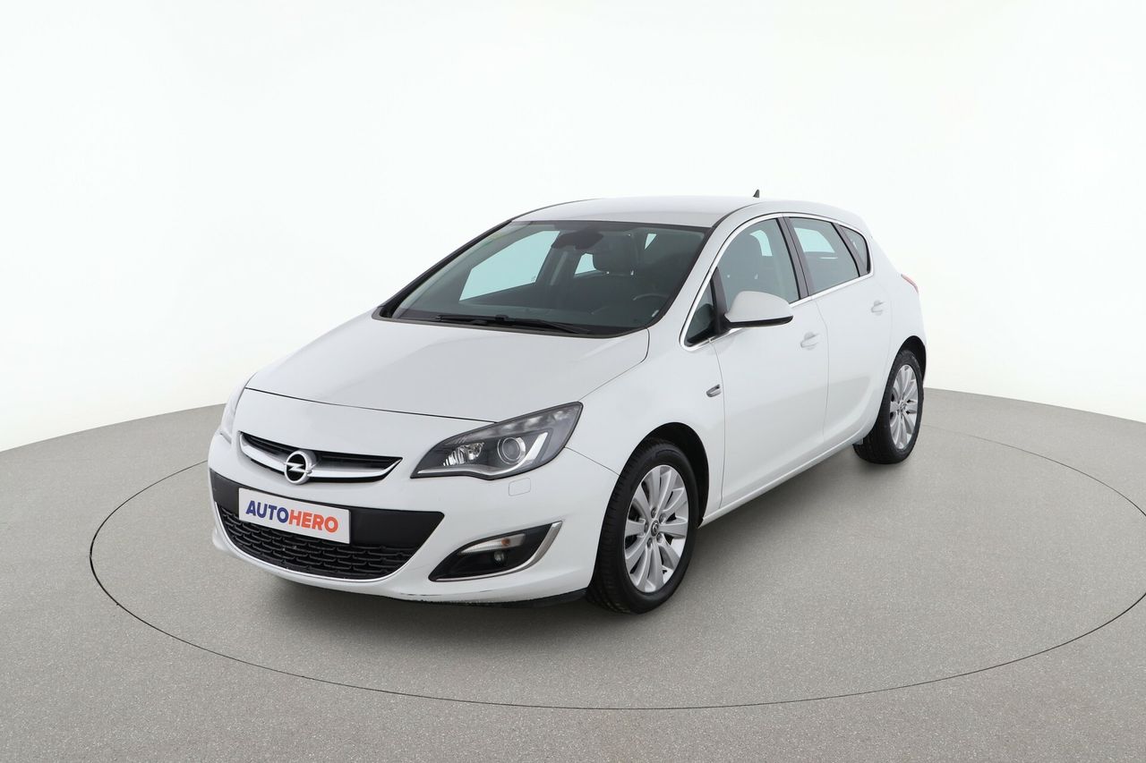 opel astra 2013 /