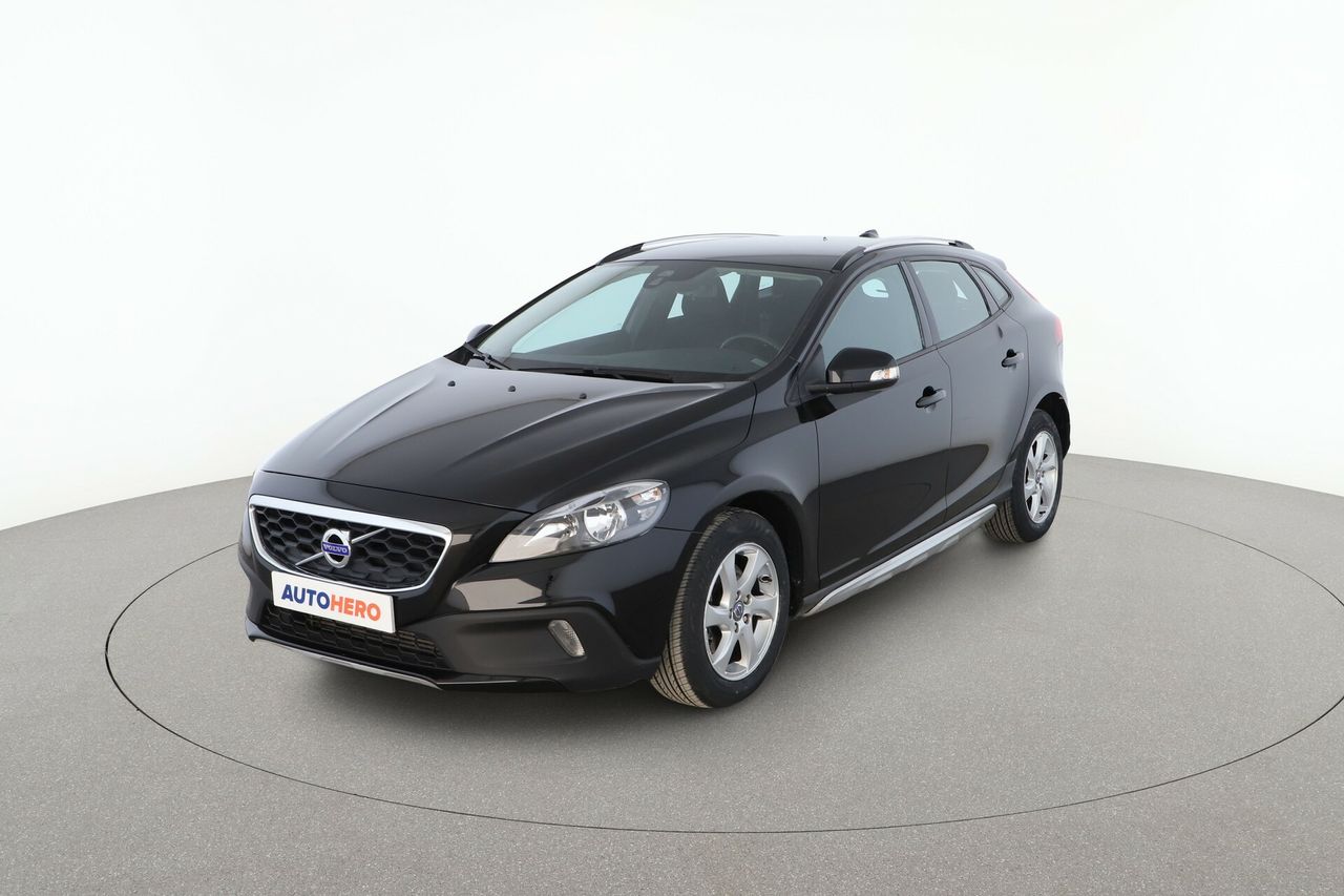 volvo v40 cross country 2014 /