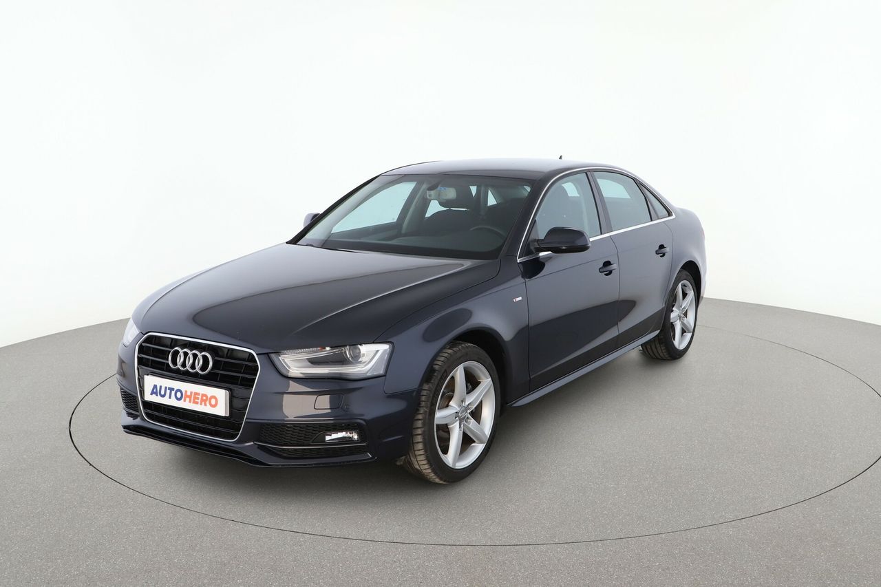audi a4 2015 /