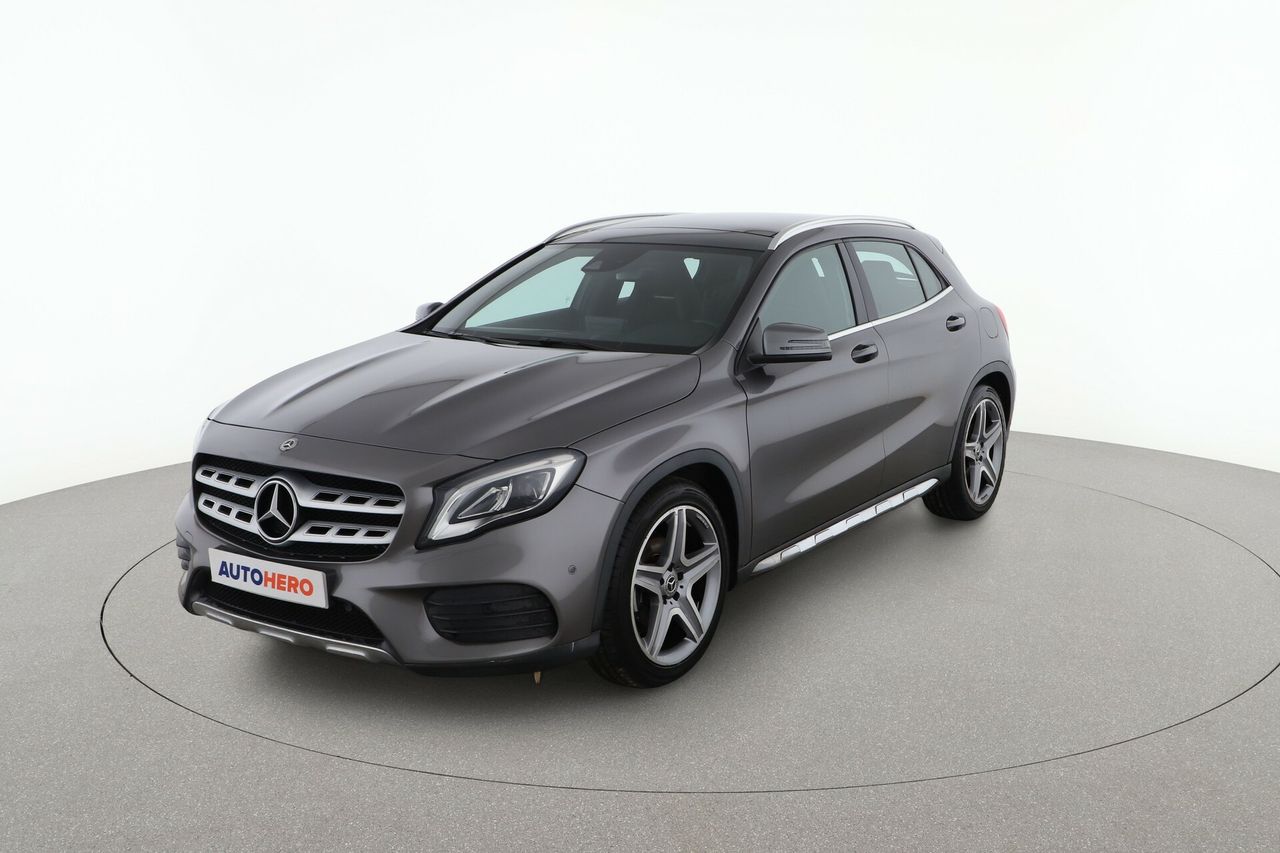 Luz ambiental led  de segunda mano - mercedes gla 2018 /