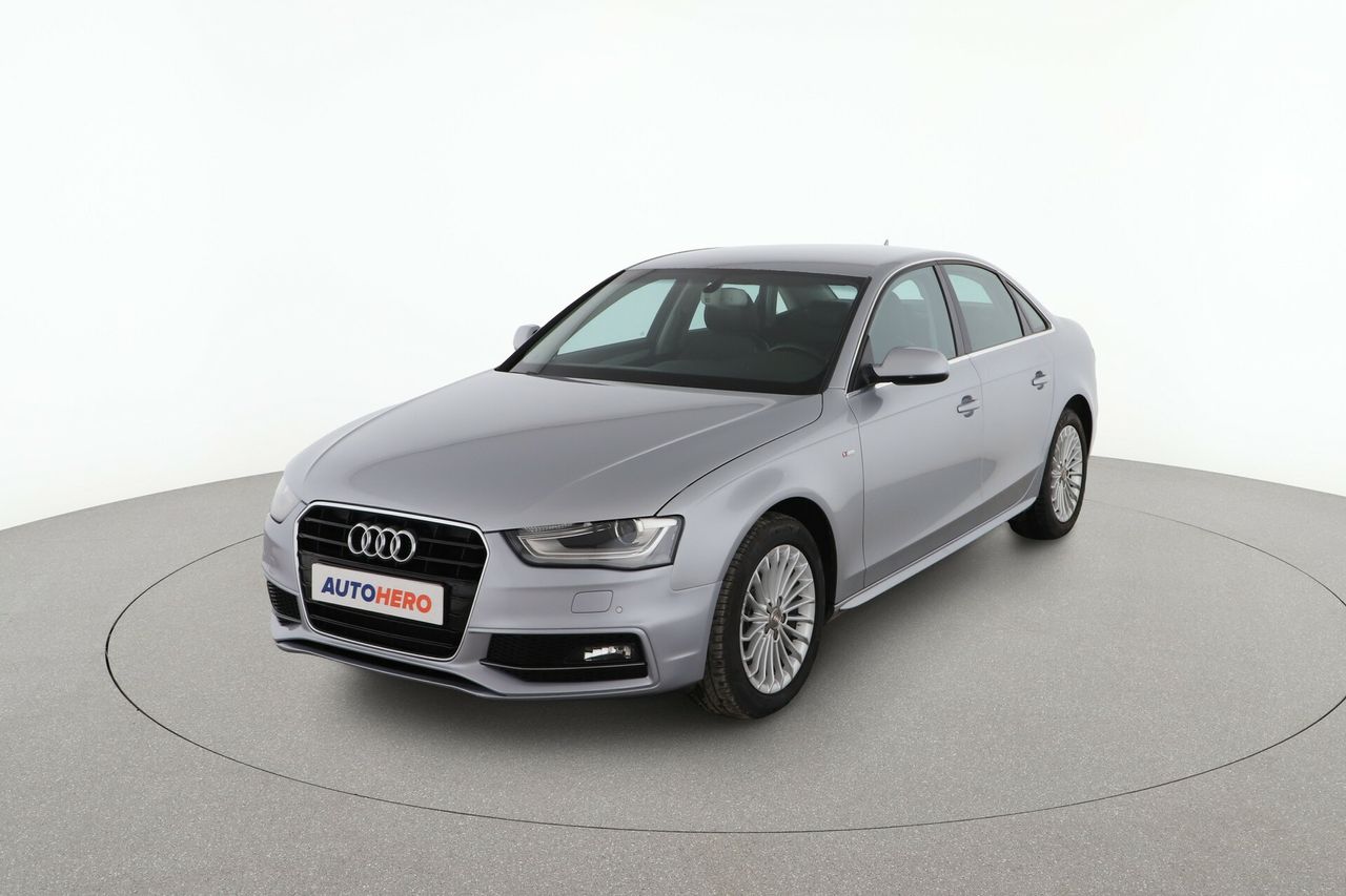 audi a4 2015 /